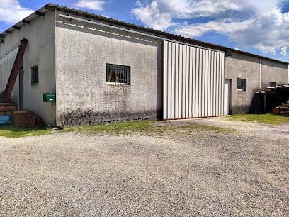 Berger Poulat Menuiserie Entreprises Olivier, Charpentier au Passage