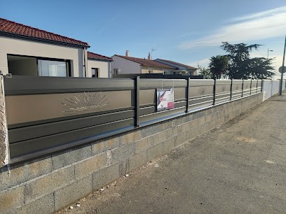 Artisan Poseur 85 Sarl, Menuisier aux Achards