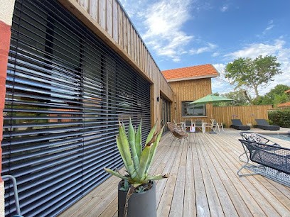 Sarthou, Menuisier à Pau