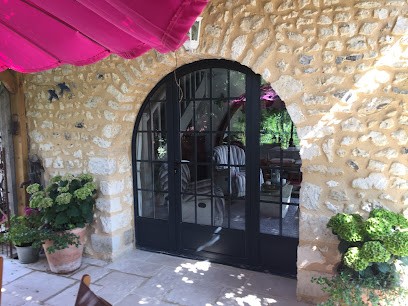 Renov'Fenêtres - Art et Fenêtres - Castelnau, Menuisier à Castelnau-de-Médoc