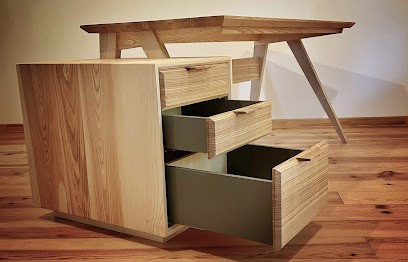 WAC, Menuisier à Aubais