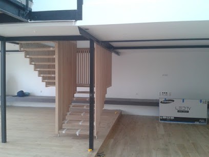 Beaune lamouret, Charpentier à Magny-en-Vexin