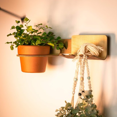 Stak Stak, Menuisier à Martillac