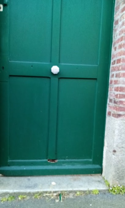 M 2H Menuiserie Huet (SARL), Menuisier à Saint-Berthevin