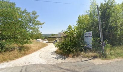 Ball et Fils, Menuisier à Pujols