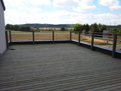 BCVME Bois Construction Vente Menuiserie Ébénisterie, Menuisier à Saint-Hubert