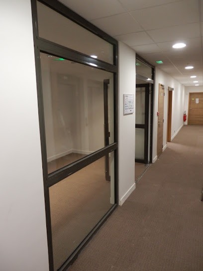 Monumetal, Menuisier à Carpiquet