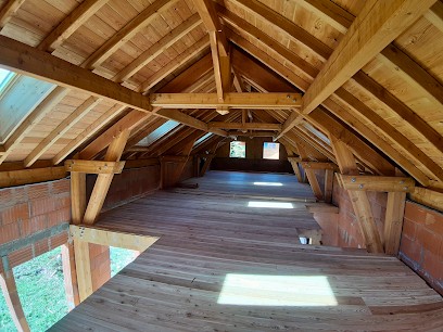 Gecko Construit Bois - Eco construction en matériaux bio-sourcés et bois local, Charpentier à Saint-Martin-de-Queyrières