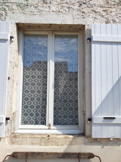 Debarge Olivier, Menuisier à Magnieu