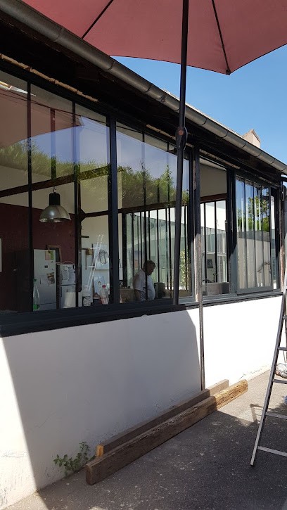 Rene G.Services, Menuisier à Mesnil-en-Ouche