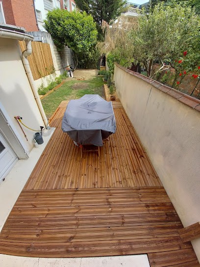 NP2M, Menuisier à Arçon