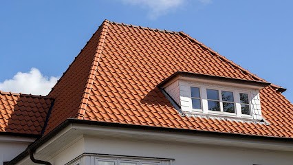 SC BAT ZINGUERIE, COUVERTURE, CHARPENTE, Charpentier à Saint-Cyr