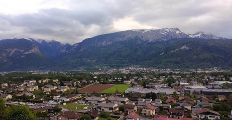 Moenne-loccoz (Sarl), Charpentier à Thyez
