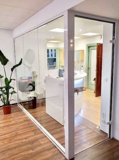 Elr Renov', Charpentier à Marseille 12