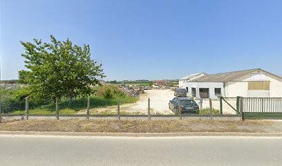 Goupy Freres, Charpentier à Naveil