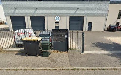 EMG MENUISERIE, Menuisier à Charly