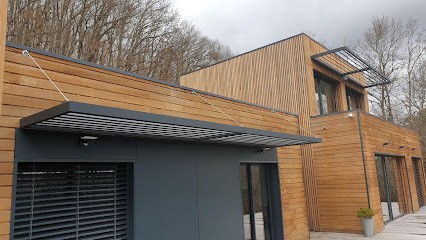 EURL Couchard Bernard, Menuisier à Manzat