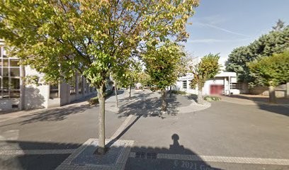 Amanakio Services, Menuisier à Torcy