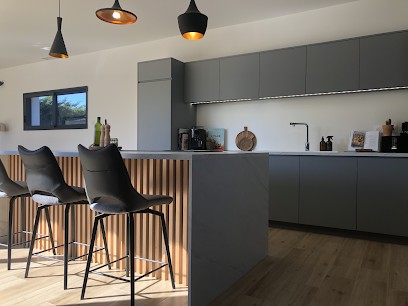 HOMNIA Menuisiers Royan, Menuisier à Saujon