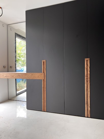 Emt-Atelier Agencement Sur Mesure, Menuisier à Stains