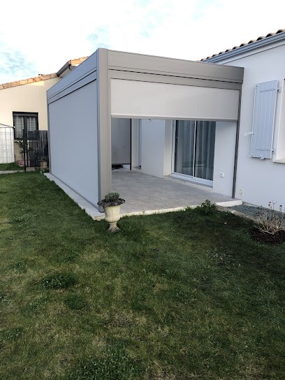 Hueros Miguel-Ange, Menuisier à Bécheresse