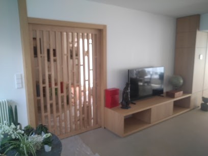 JHC Menuiserie, Menuisier à Darvoy