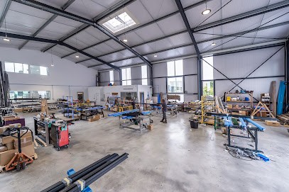 Lorient Miroiterie, Menuisier à Guidel