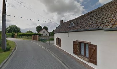 Menuiserie de l'impasse, Menuisier à Pendé