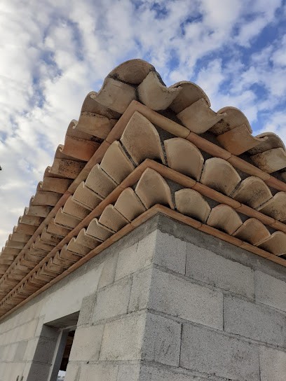 BOTA'S, Charpentier aux Arcs