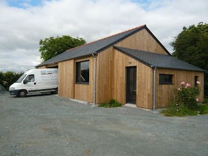 Issemenuiserie, Menuisier à Issé