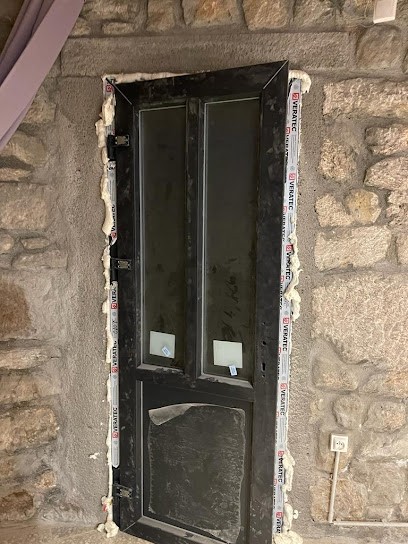 Unique Rénovation, Menuisier à Chassieu