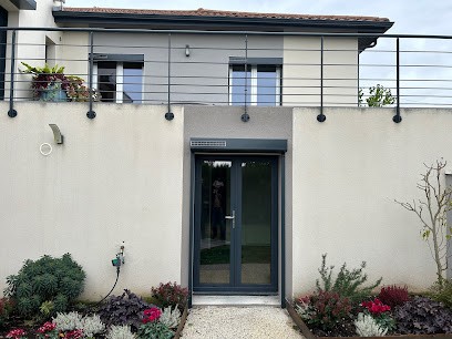 UNIFERM, Menuisier à Vienne