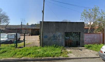 T.B.P.M., Charpentier à Montreuil