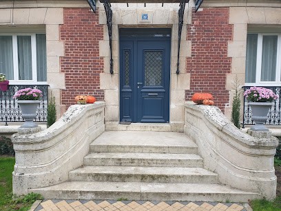 Chiry Arnaud, Menuisier à Noyon