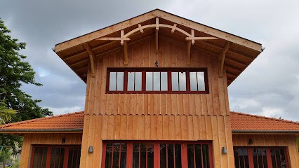 SARL CHARPENTIERS ACJ, Charpentier à Gradignan