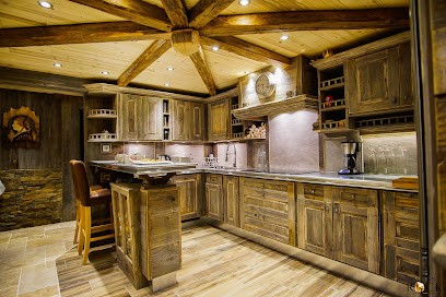 Atelier d'Essence Agencement, Menuisier à Challes-les-Eaux