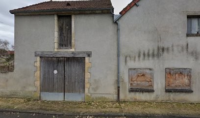 Fioul Perriot, Menuisier à Saint-Amand-Montrond