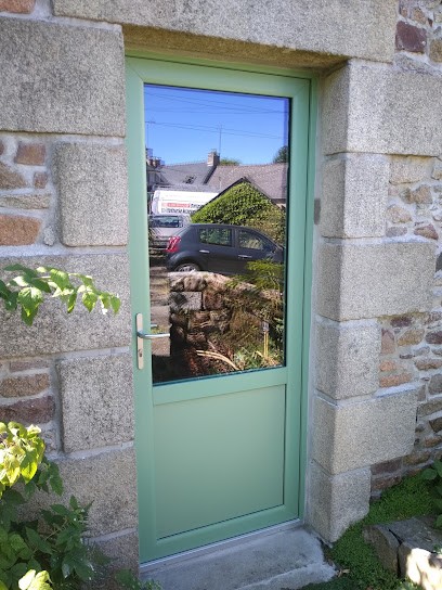 Fégeant Menuiserie EURL, Menuisier à Plounérin