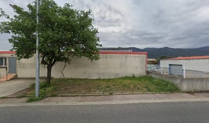 Menuiserie D'Agencement SOLIDE SURFACE CREATION, Menuisier à Céret