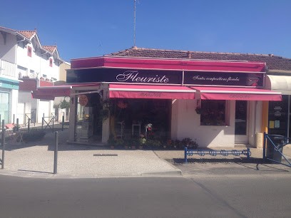 Deco Stores Et Fermetures, Menuisier à Virsac