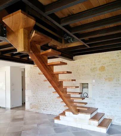 Christophe Charrier Fabricant d'escalier et d'aménagement intérieur, Menuisier à Chermignac