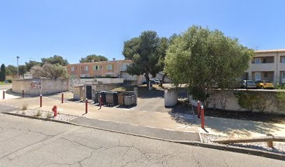 Fermetures Services - autoentrepreneur, Menuisier à Châteauneuf-les-Martigues