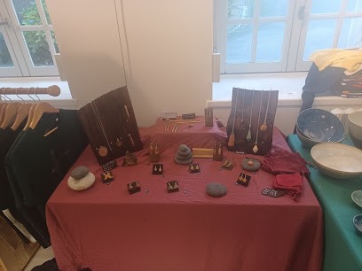 L'atelier Du Pivert, Menuisier à Trémargat