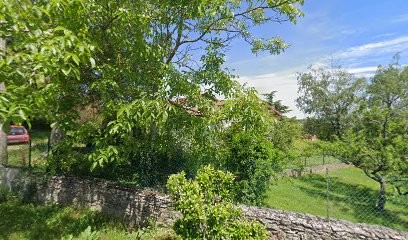 DS Solutions, Menuisier à Lucenay