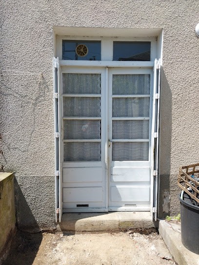 DSD MENUISERIE, Menuisier à Saint-Léger-de-Montbrun