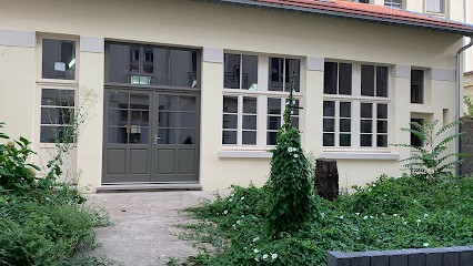 M.z. Sàrl, Menuisier à Voinémont