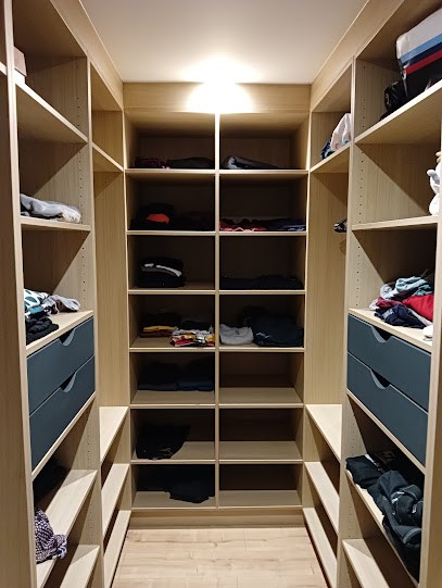 DC Agencement, Menuisier à Éloyes