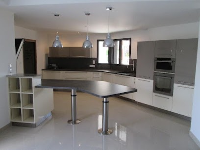 Menuiserie Du Moulin, Menuisier à Benet