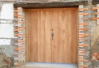 sarl Menuiserie CHOUGNY, Menuisier à Crottet