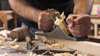 MUNOZ OLIVIER, Menuisier au Thor